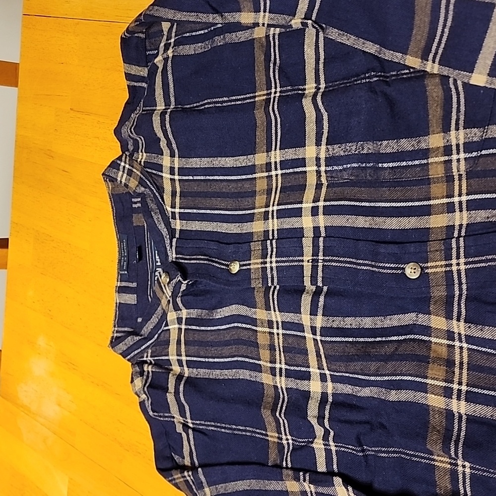 Shirt - Picture 2 of 2